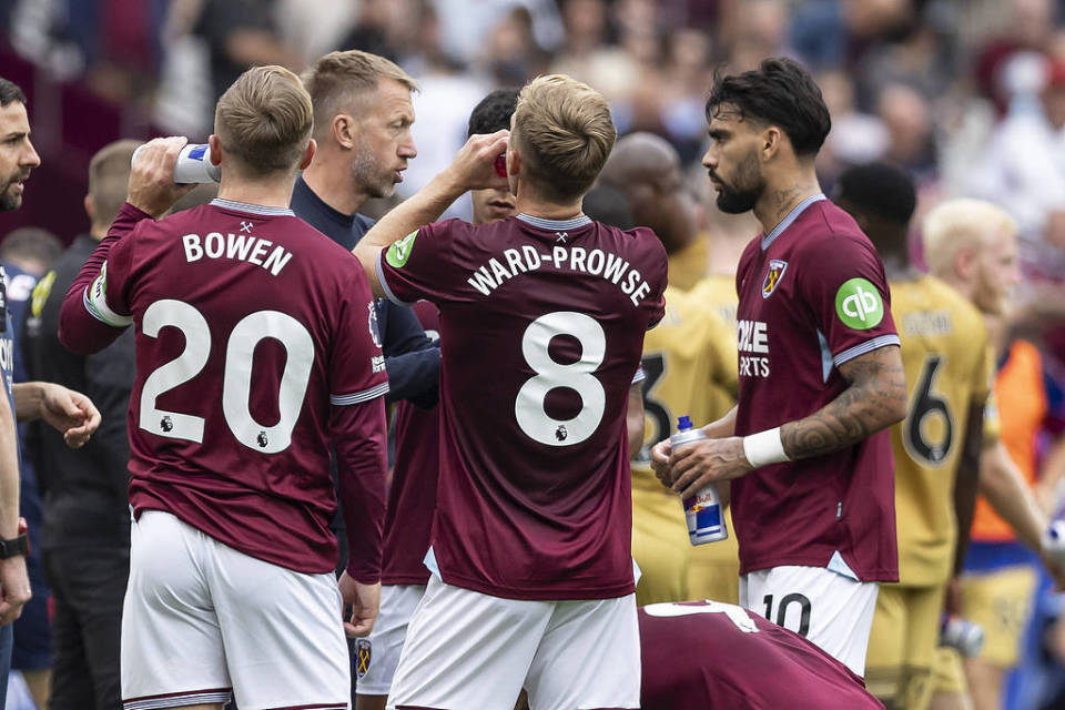 足球报：柔佛新山疑似使用停赛球员，海港队尚未确定是否上诉