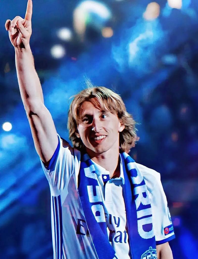 13年不败！英超三强出击，阿森纳后卫接近停赛，切尔西有替代方案