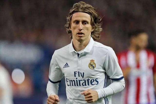 曼城联赛排名升至第二，距榜首阿森纳仅2分